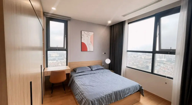 Апартаменты Deluxe с 2 комнатами с балконом Vinhomes Metropolis Apartment near the United Nations