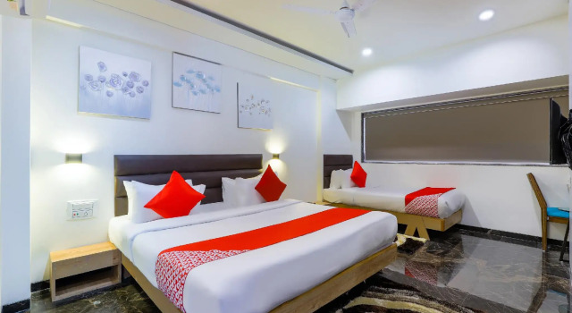 OYO Townhouse 549 Hotel Pearl, Rezervovat Hotel Hotely v Gujarat s parkováním, Parkování