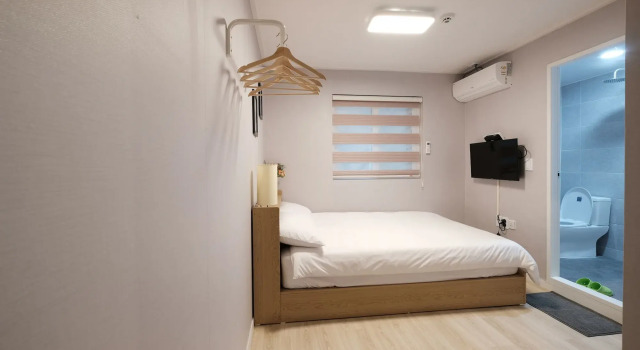 Daol Guesthouse, Забронировать Гостевой дом Отели Сеула с парковкой, рядом с Магазин New Balance, Парковка