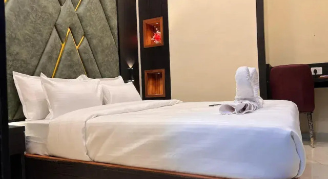 Двухместный номер Standard Hotel Sky Suites-Sahar Cargo