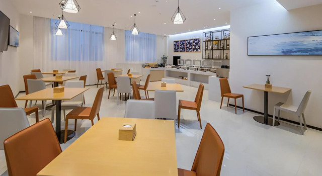 City Comfort Inn (Wuzhou Sanlong Avenue Xijiang Sanqiao store), Varaa Hotelli Wuzhou 