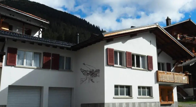 BnB Ernesto Langwies - NOT Davos, Book Bed and Breakfast Langwies Grisons