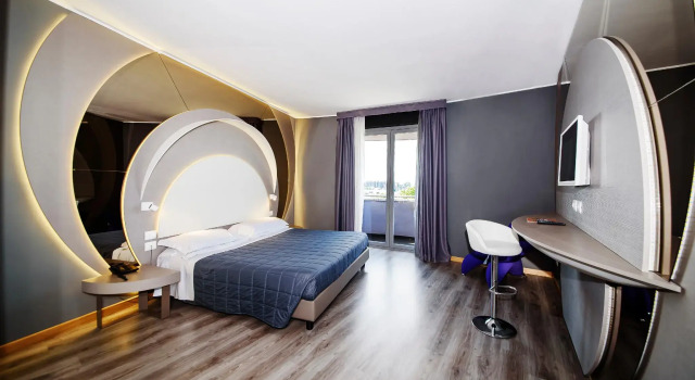 Двухместный номер Superior с балконом Hotel Da Vinci