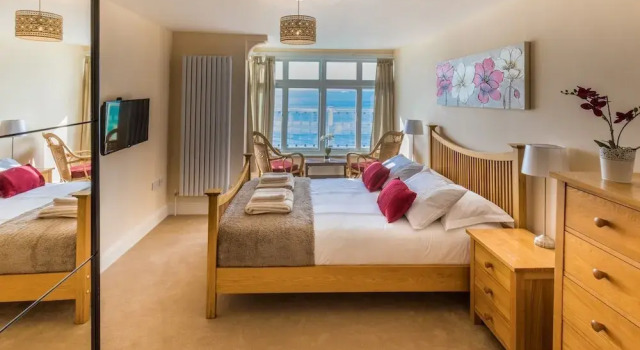 Beachside Apartment On The Beach
