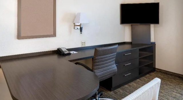 Номер Standard Candlewood Suites Washington-Dulles Herndon by IHG