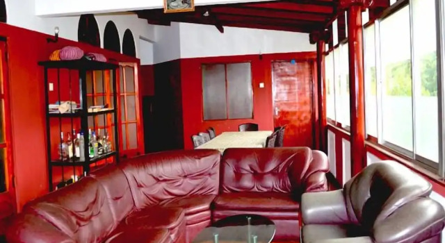 Kandyan Holiday Center