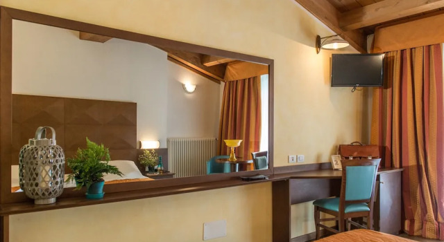 Двухместный номер Deluxe с балконом Hotel Delle Terme Santa Agnese