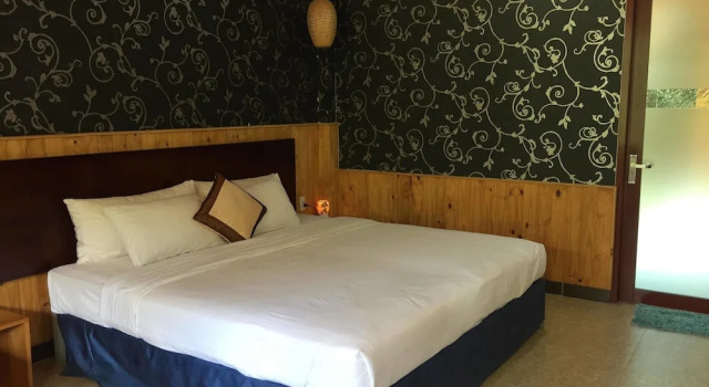 Бунгало Tan Son Nhat Con Dao Resort