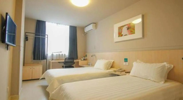 Номер Standard Jinjiang Inn Zhuzhou Station He Ping Tang Branch