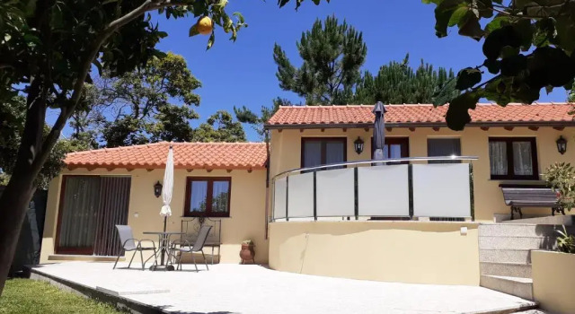 Коттедж c 1 комнатой Casa de Santa Luzia B