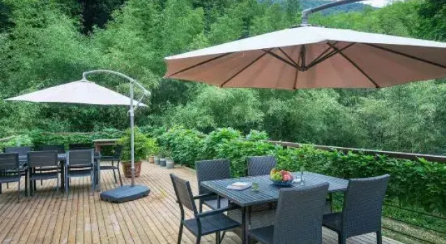 Moganzizai Cingjing Hot Spring B&B, Prenota Bed & breakfast Hotel a Huzhou con piscina, Piscina
