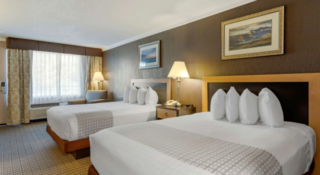Четырёхместный номер Standard Best Western Smoky Mountain Inn