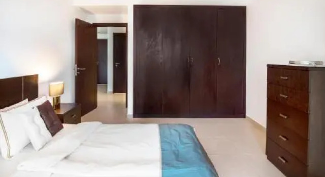 One Bedroom Apartment Dubai Fountain & Old Town View by Auberge, Забронировать Апартаменты/квартира Даунтаун Дубай , рядом с Дубайский аквариум