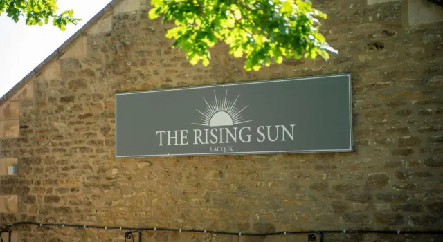 Номер Superior Rising Sun Pub, Restaurant and Room