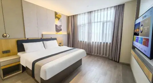 Люкс Homeinn Selected Hotel (Yixing Wanshi Industrial Park Huadong Stone City)