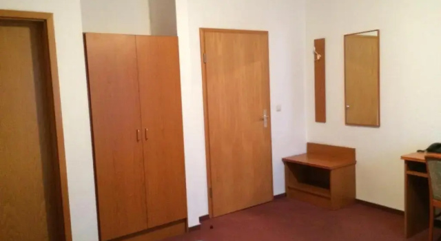 Standart çift kişilik oda Zur Krone