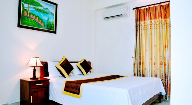 Ha Minh Hotel