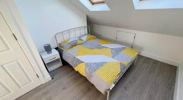 New 5-bed & 4 Bathroom House in Croydon