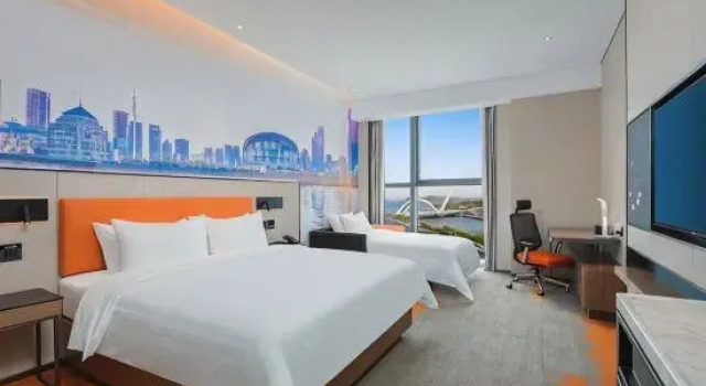 Семейный номер Standard Hampton by Hilton Shaoguan