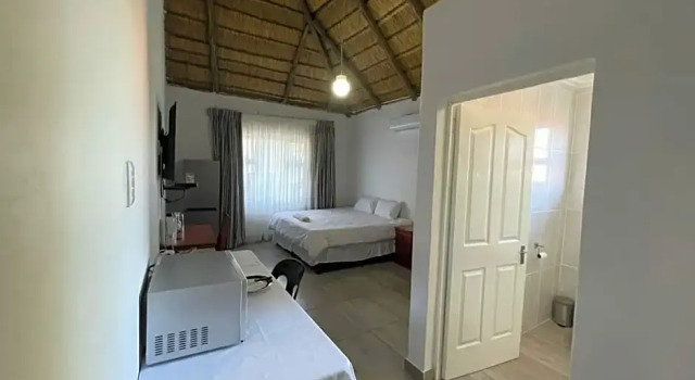 HinterlandLodge, Забронировать Отель Улунди Квазулу-Наталь