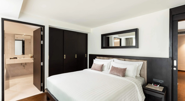 Полулюкс Mövenpick Hotel Sukhumvit 15 Bangkok