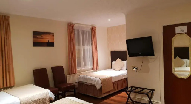 Семейный номер Standard Ascot Hotel