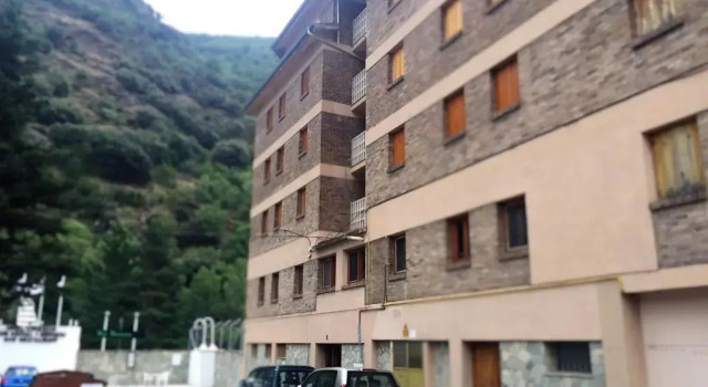 Апартаменты Luxury WinTuWin Apartments