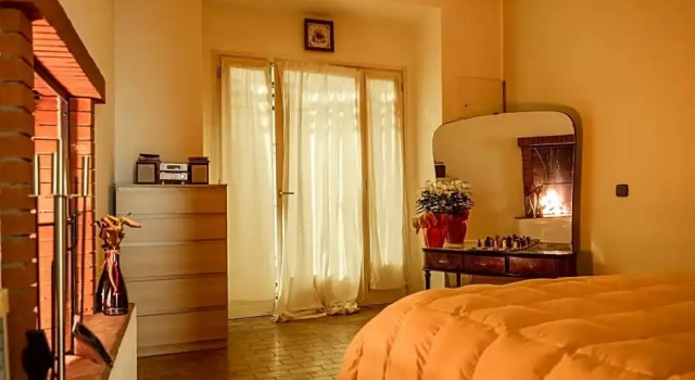 Camera freddina ma Supereconomica Letto comodo, Забронировать Отель Отели в центре Пескантина с завтраком, отели в центре Пескантина с завтраком