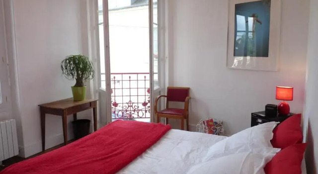 Le 11 Bis, Rezervovat Hotel Hotely v Cher s parkováním, Parkování