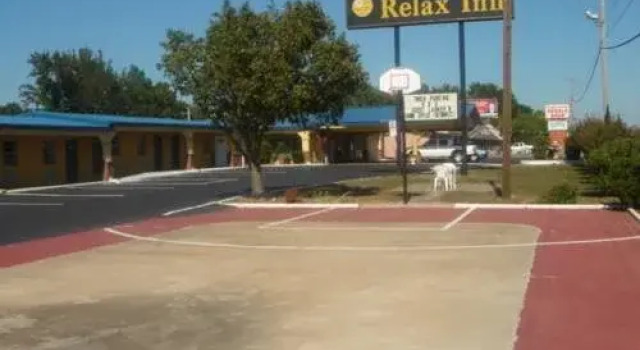 Benton Relax Inn, Prenota Hotel Hotel a Missouri con parcheggio, Parcheggio