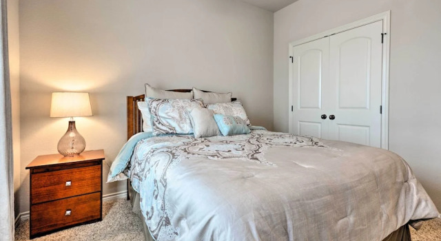 College Station Townhouse w/ Private Patio, Забронировать Апартаменты/квартира Колледж-Стейшн штат Техас, рядом с Парк и спортивный комплекс Ветеранс