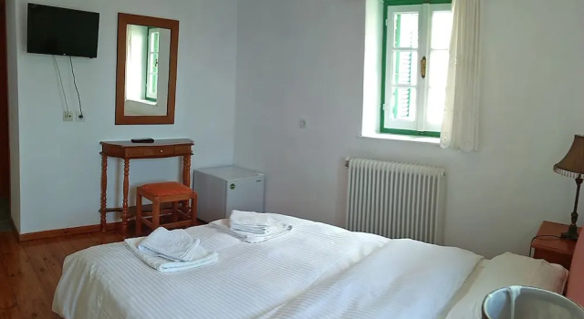 Двухместный номер Economy с видом на горы Guesthouse Iro