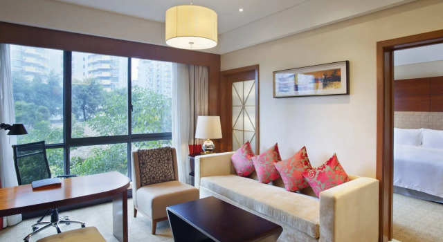 Palace Hotels (Chongqing Nanbin Road Holy Land Hot Spring Branch) Hotel, Buchen Sie Hotel 4-Sterne-Hotels in Chongqing, 4*