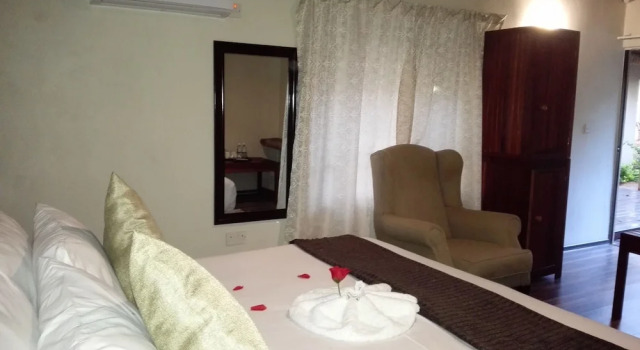 Camera singola Standard 1 camera da letto con vista sul cortile Chobe Sunset Chalets