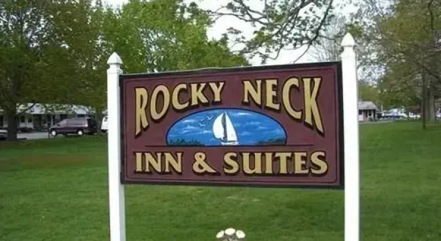 Rocky Neck Inn & Suites, Брондау Қонақ үй Найантик Connecticut