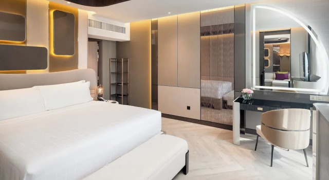 Семейный люкс с 2 комнатами Pathumwan Princess Hotel