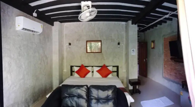 Номер Standard с видом на сад White Jail at Koh Tao Hostel