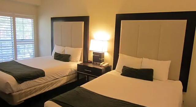 Четырёхместный номер Deluxe Arena Hotel