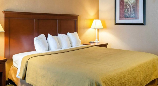 Номер Standard Quality Inn Louisville MS