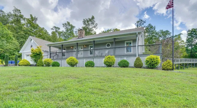 River-view Somerset Home: Large Deck, Fire Pit!, Κράτηση Ξενοδοχείο Somerset Κεντάκι