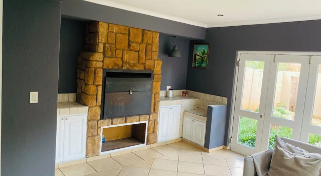 Or Tambo Airport Holiday Home, Boek Vakantiehuis Boksburg Gauteng