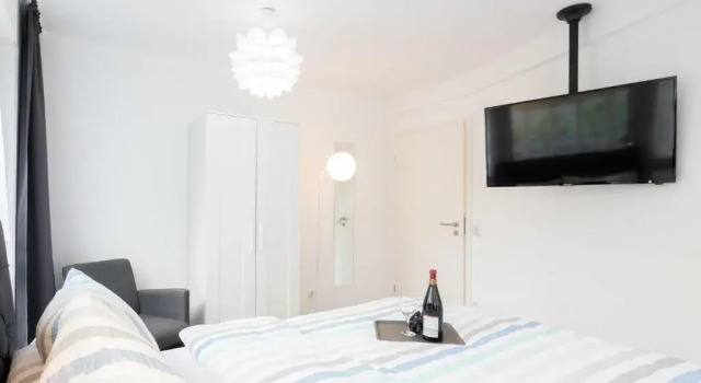 Relax Aachener Board Phase 4, Забронировать Отель Ахен Северный Рейн-Вестфалия, рядом с Аахенский зоопарк