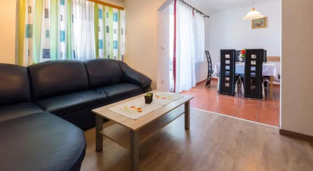 Apartments in Jadranovo 39053, Забронировать Апартаменты/квартира Ядраново Приморско-Горанская жупания
