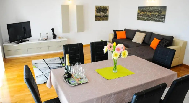 Апартаменты Apartments Rajic