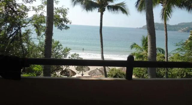 Люкс с видом на море Hotel Catalina Beach Resort