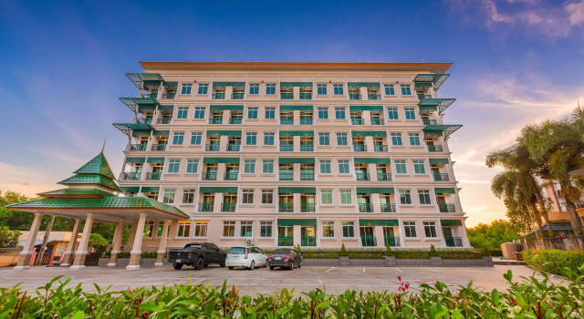 Evergreen Suite Hotel
