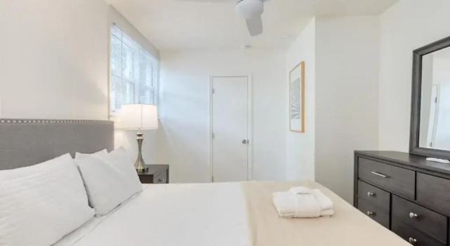 Coastal Grove by Avantstay 3 Unit Buyout Minutes From Folly Beach