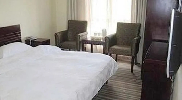 Yuchen Hotel - Zhuhai, Забронировать Отель Чжухай Гуандун