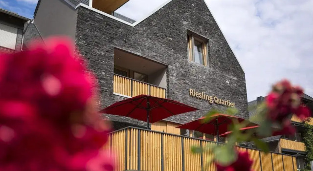 Rieslingquartier - Mosel Wein Hotel, Забронировать Отель Трабен-Трарбах Мозель - Германия