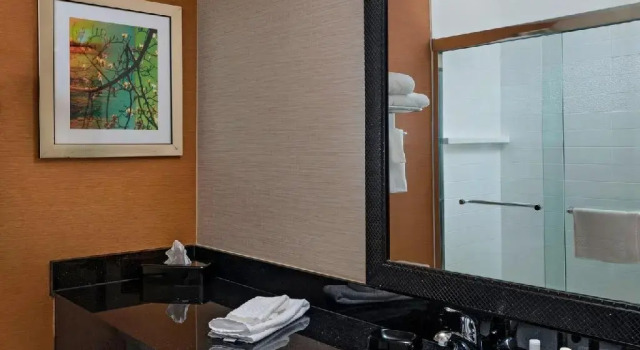 Четырёхместный номер Standard Fairfield Inn Joplin